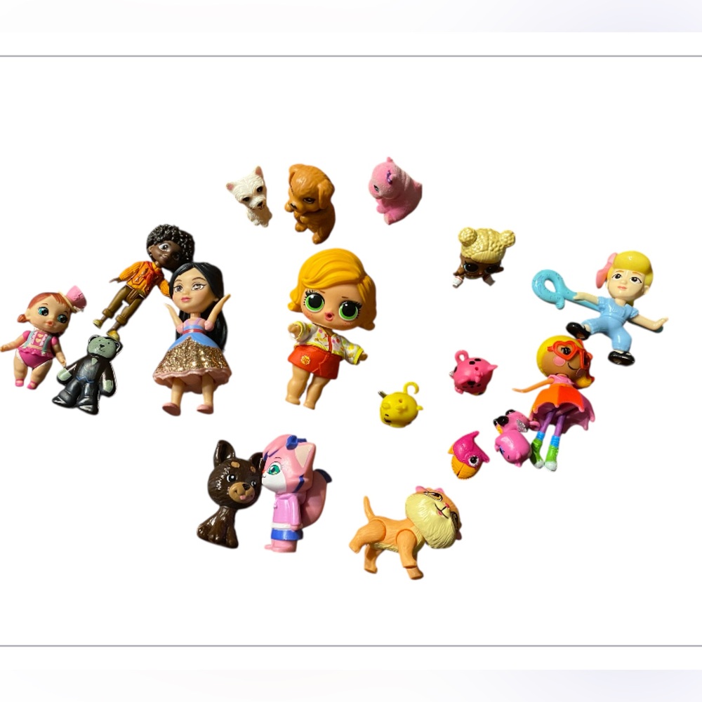 Miscellaneous critters and dolls. Lalaloopsy, LPS, Barbie, Hatchimals.